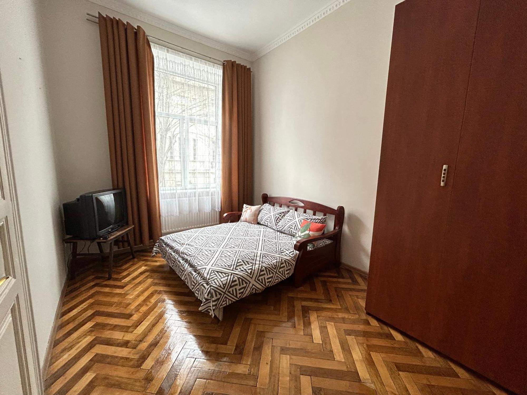 Айстра Apartment Lviv Bagian luar foto