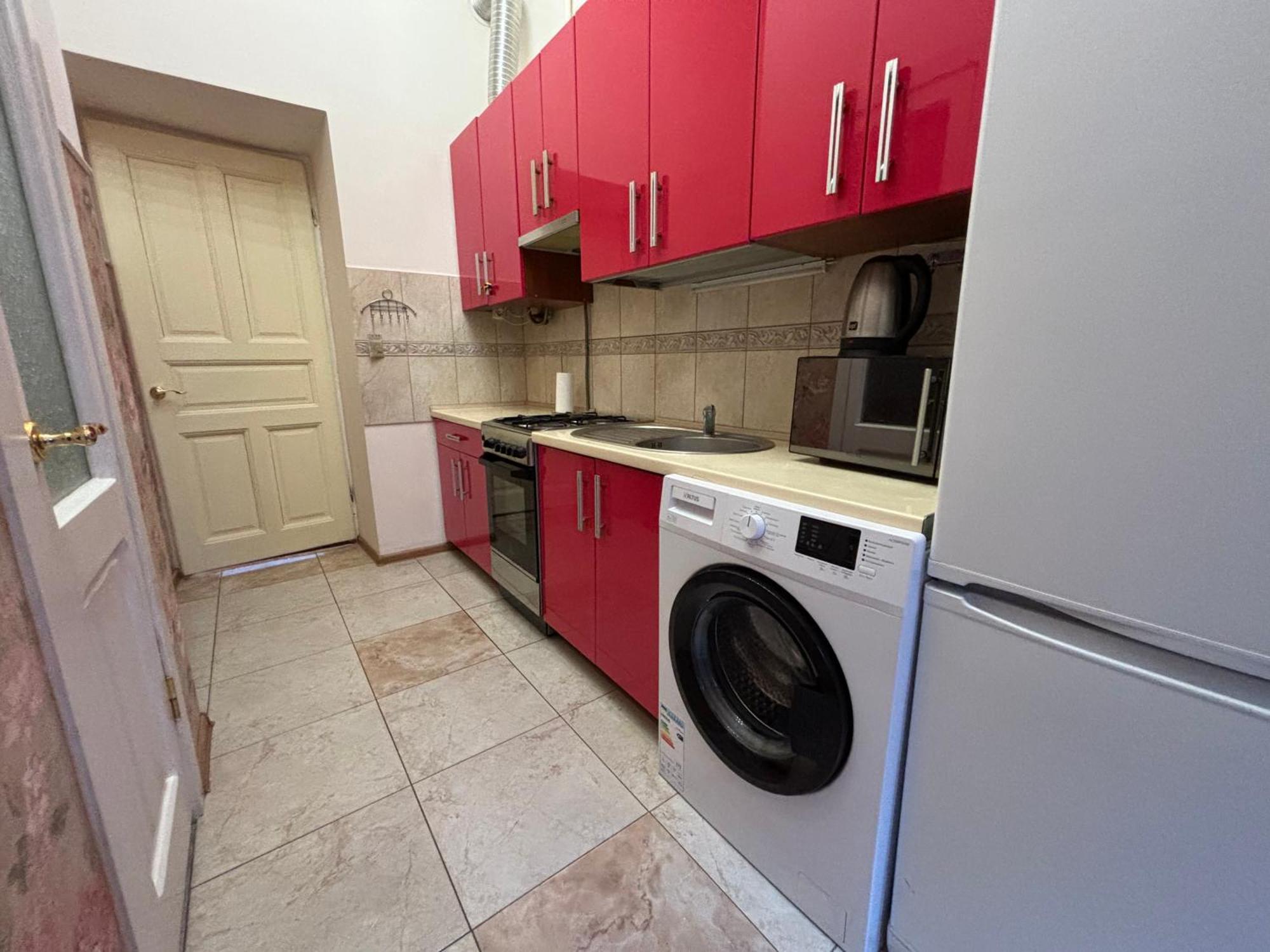 Айстра Apartment Lviv Bagian luar foto